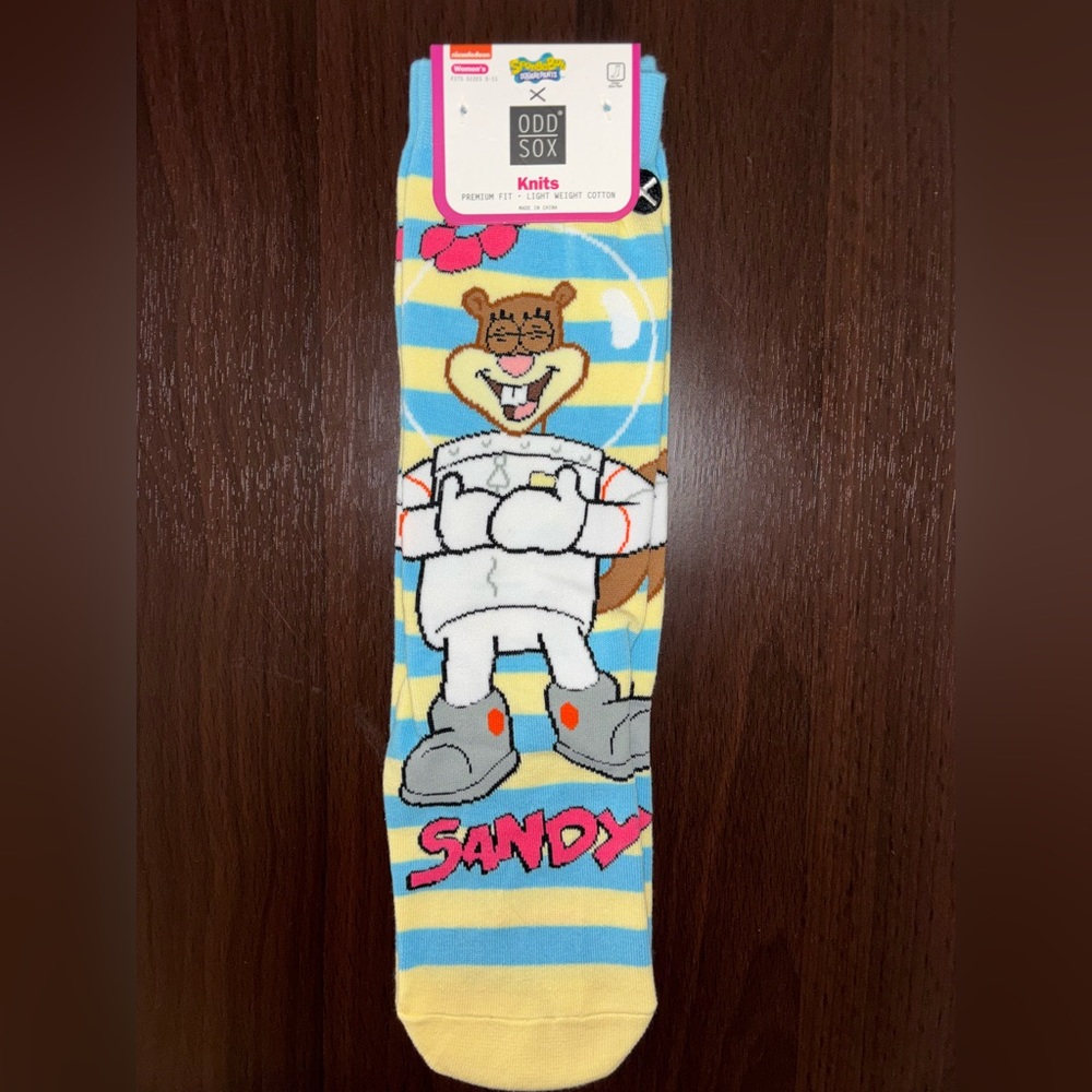 SPONGEBOB SQUAREPANTS SANDY CHEEKS ODD SOX CREW SOCKS NWT WOMEN’S SHOE SIZE 5-11